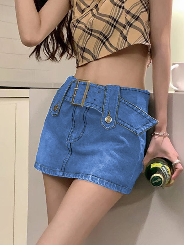 Falda ajustada de cintura alta de denim lavado.