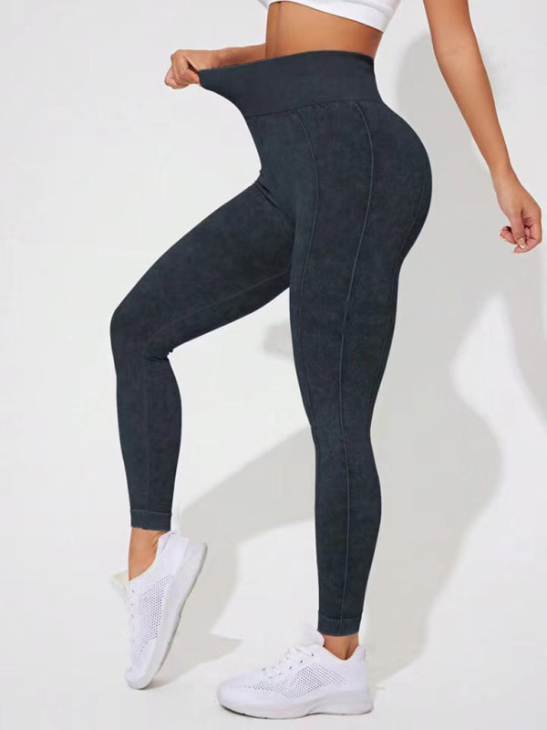 Leggings deportivos efecto durazno con acabado lavado, que realzan la cadera y ofrecen comodidad en todo tipo de entrenamientos.
